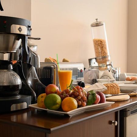 Olympic Hotel Moírai Екстериор снимка