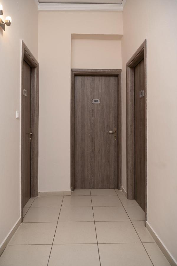 Olympic Hotel Moírai Екстериор снимка