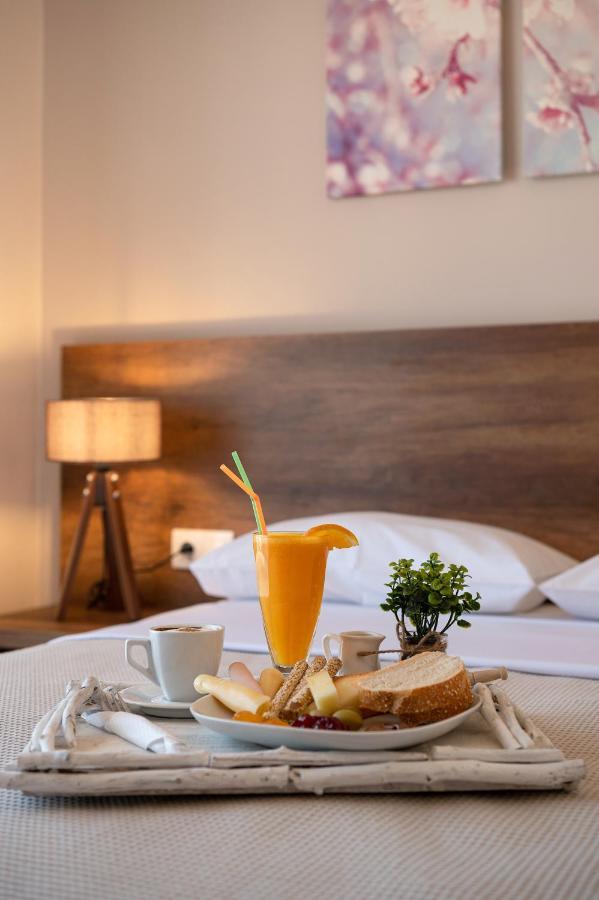 Olympic Hotel Moírai Екстериор снимка