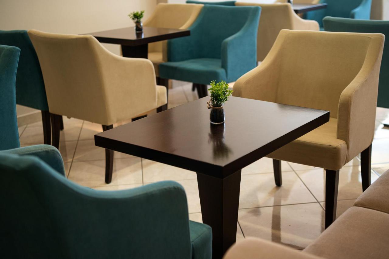 Olympic Hotel Moírai Екстериор снимка
